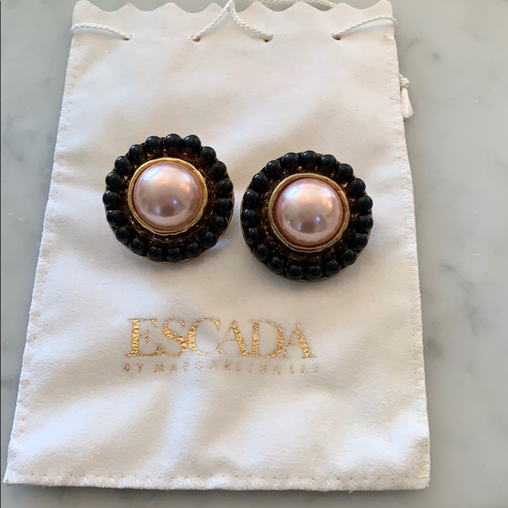 80’s Escada clip rose pearl antique gold earrings